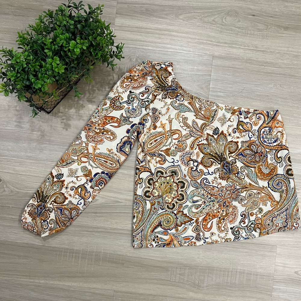 SHEIN Shoulder Shirt